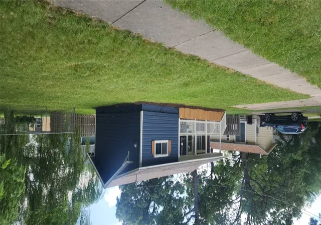 Photo 2 of Single family home for sale at 405 W Cornell St, Siloam Springs, AR 72761 | MLS# 1362422 | Listing updated on 2026-10-16