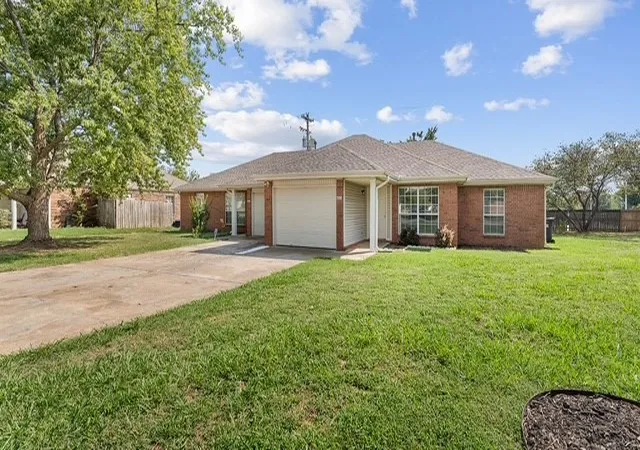 Photo 2 of Sale Pending at 4357 Worden Ave, Springdale, AR 72762 | MLS# 1362617 | Listing updated on 2026-10-14
