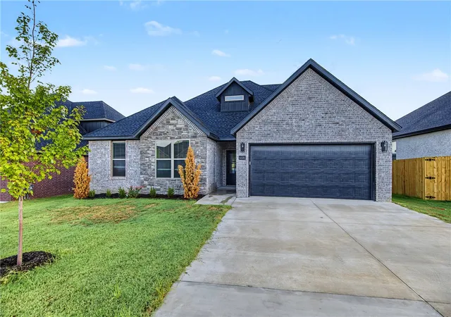 Photo 1 of Single family home for sale at 6606 Sw Orange Ave, Bentonville, AR 72713 | MLS# 1362730 | Listing updated on 2026-10-18