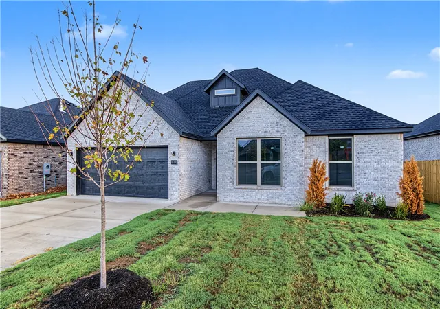 Photo 2 of Single family home for sale at 6700 High Meadow Blvd, Bentonville, AR 72713 | MLS# 1362868 | Listing updated on 2026-10-19