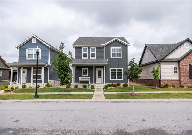 Photo 2 of Single family home for sale at 2101 Sw Poppy St, Bentonville, AR 72713 | MLS# 1362933 | Listing updated on 2026-10-19