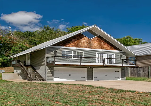 Photo 1 of Single family home for sale at 409 W Tahlequah St, Siloam Springs, AR 72761 | MLS# 1363012 | Listing updated on 2026-10-14