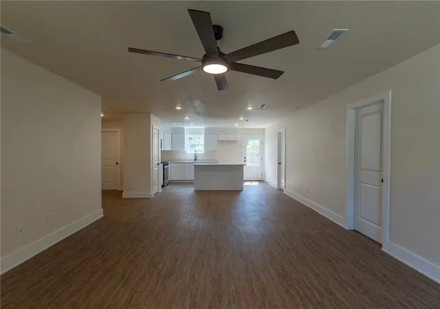 Photo 3 of Single family home for sale at 22023 Annette Dr, Siloam Springs, AR 72761 | MLS# 1363174 | Listing updated on 2026-10-19