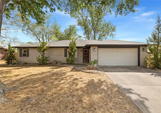 Photo 1 of Single family home for sale at 2302 Se 16th Street, Bentonville, AR 72712 | MLS# 1363281 | Listing updated on 2026-10-21