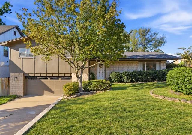 Photo 1 of Single family home for sale at 904 Holly St, Rogers, AR 72756 | MLS# 1363792 | Listing updated on 2026-10-18