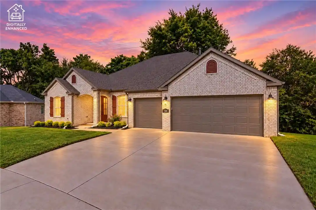 Photo 2 of Single family home for sale at 1588 N Dawes St, Fayetteville, AR 72704 | MLS# 1363722 | Listing updated on 2026-10-28