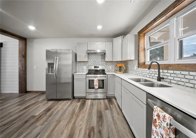 Photo 2 of Single family home for sale at 1113 W Callahan Dr, Rogers, AR 72758 | MLS# 1363872 | Listing updated on 2026-10-19