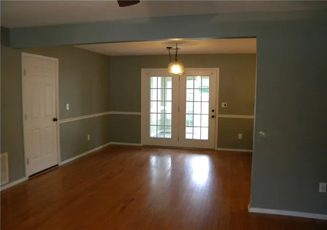 Photo 3 of Single family home for sale at 1616 S Tallgrass Dr, Fayetteville, AR 72701 | MLS# 1363890 | Listing updated on 2026-10-27
