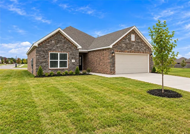 Photo 2 of Single family home for sale at 4409 Sw Pawhuska St, Bentonville, AR 72713 | MLS# 1363475 | Listing updated on 2026-10-21
