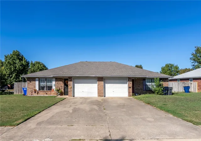 Photo 2 of Multi family home for sale at 701 703 Glendale Ln, Rogers, AR 72758 | MLS# 1363969 | Listing updated on 2026-10-20