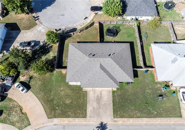 Photo 3 of House for sale at 701-703 E Glendale Ln, Rogers, AR 72758 | MLS# 1363969 | Listing updated on 2026-10-20