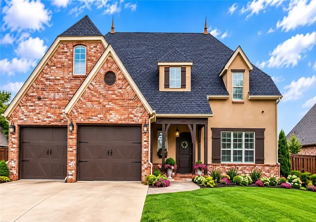 Photo 1 of Single family home for sale at 1611 Ne Greenbrier Rd, Bentonville, AR 72712 | MLS# 1364102 | Listing updated on 2026-10-20