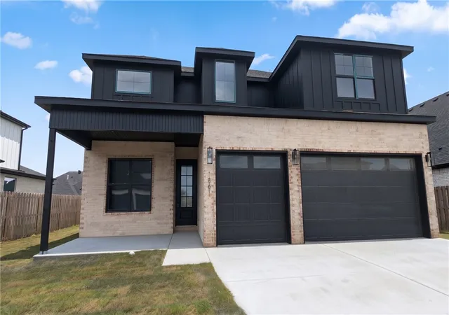 Photo 2 of Single family home for sale at 1861 Bluestem Dr, Centerton, AR 72719 | MLS# 1364528 | Listing updated on 2026-10-19
