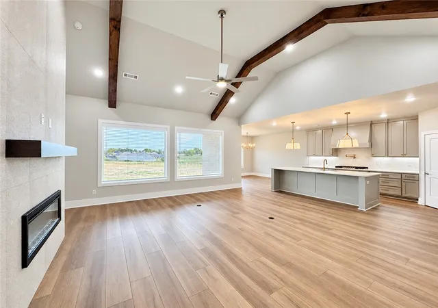 Photo 3 of Single family home for sale at 1604 Crystal Clear Ln, Cave Springs, AR 72718 | MLS# 1363494 | Listing updated on 2026-10-21