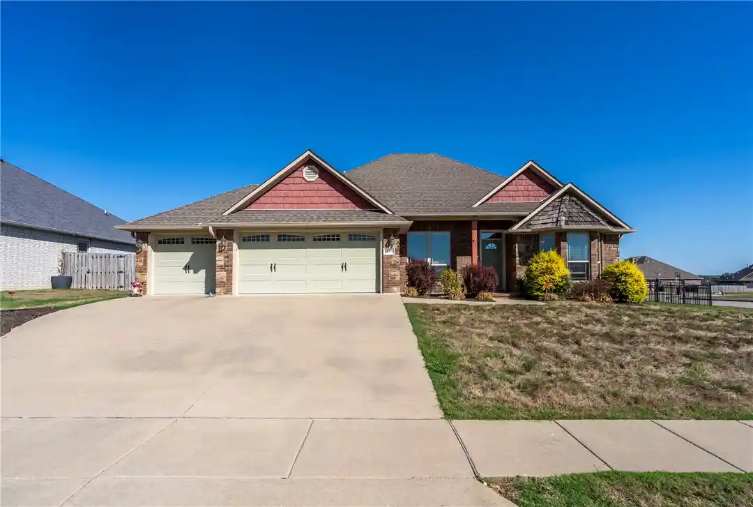 Single family home for sale at 1150 Cannon Dr, Prairie Grove, AR 72753 | MLS# 1364777