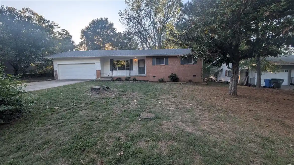 Photo 1 of Single family home for sale at 1351 N Stephens Ave, Fayetteville, AR 72703 | MLS# 1364791 | Listing updated on 2026-10-28
