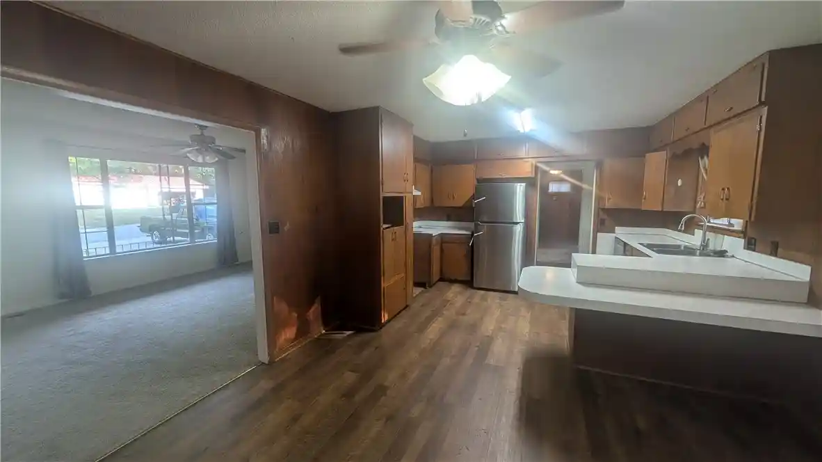Photo 3 of Single family home for sale at 1351 N Stephens Ave, Fayetteville, AR 72703 | MLS# 1364791 | Listing updated on 2026-10-28