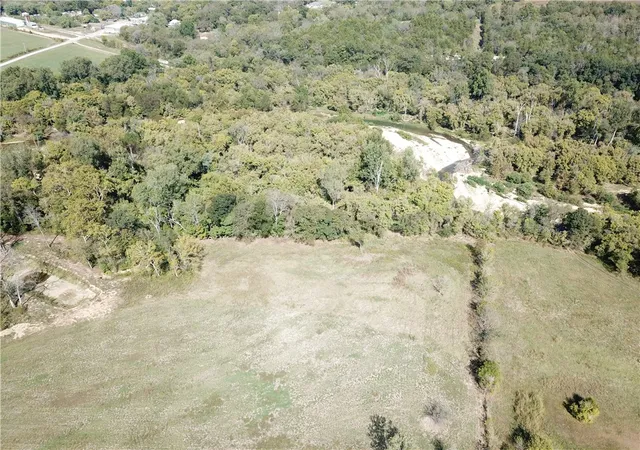 Photo 1 of House for sale at 002 W Highway 62, Pyatt, AR 72672 | MLS# 1364853 | Listing updated on 2026-10-12