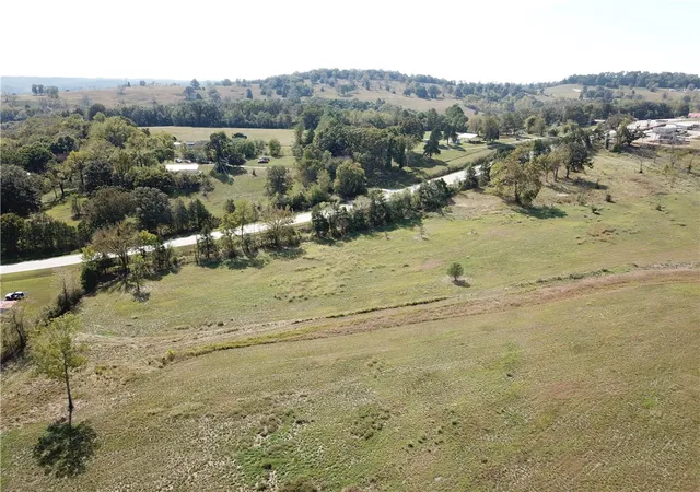 Photo 4 of House for sale at 002 W Highway 62, Pyatt, AR 72672 | MLS# 1364853 | Listing updated on 2026-10-12