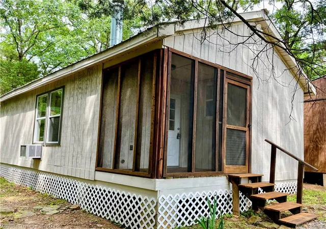 Photo 1 of Single family home for sale at 10523 Mountain Rd, Rudy, AR 72952 | MLS# 1364871 | Listing updated on 2026-10-12