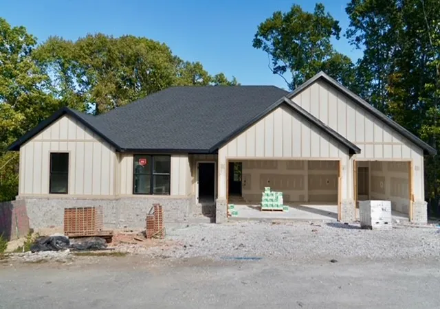 Photo 2 of Sale Pending at 45 Skye Dr, Bella Vista, AR 72715 | MLS# 1364806 | Listing updated on 2026-10-29