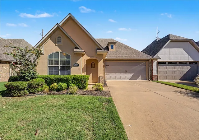 Photo 1 of Townhouse for sale at 2101 Stonegrove Rd, Bentonville, AR 72713 | MLS# 1365267 | Listing updated on 2026-10-15