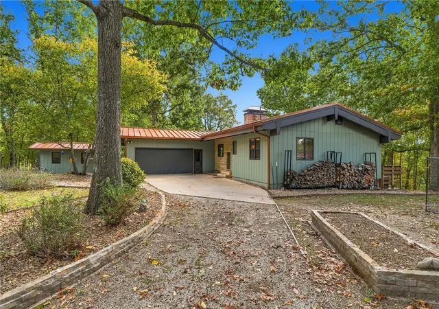 Photo 1 of Single family home for sale at 9015 Summer Shade Rd, Rogers, AR 72756 | MLS# 1365272 | Listing updated on 2026-10-20