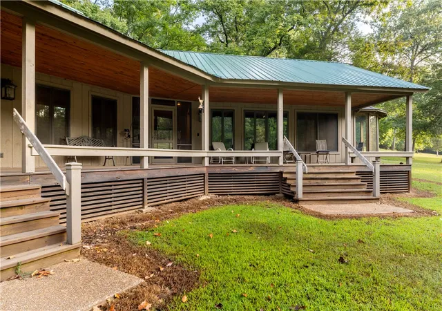 Single family home for sale at 505 Clabber Crk, Yellville, AR 72687 | MLS# 1365213