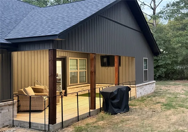 Photo 1 of Single family home for sale at 5700 Country Aire Loop, Hackett, AR 72937 | MLS# 1365314 | Listing updated on 2026-10-29