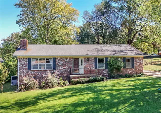 Photo 1 of Single family home for sale at 2804 N Erie Ave, Russellville, AR 72802 | MLS# 1364937 | Listing updated on 2026-10-15