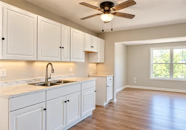 Photo 3 of Sale Pending at 310 Longview St, Noel, MO 64854 | MLS# 1365312 | Listing updated on 2026-10-28