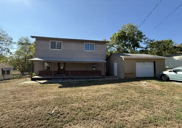 Photo 1 of Single family home for sale at 209 N 6th Street, Coal Hill, AR 72832 | MLS# 1365381 | Listing updated on 2026-10-16