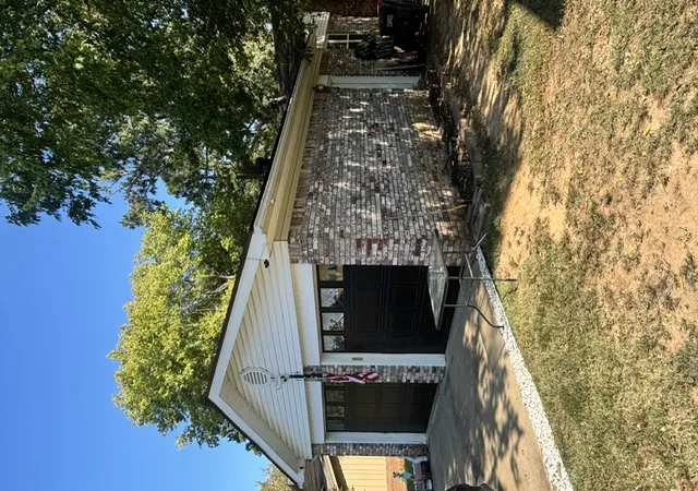 Photo 1 of Single family home for sale at 1715 W 17th Circle, Russellville, AR 72801 | MLS# 1365389 | Listing updated on 2026-10-16
