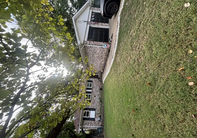 Photo 1 of Single family home for sale at 1715 W 17th Circle, Russellville, AR 72801 | MLS# 1365389 | Listing updated on 2026-10-16