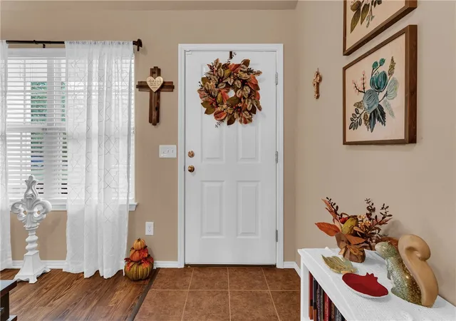 Photo 3 of Sale Pending at 6730 Arrowhead Cvs, Springdale, AR 72762 | MLS# 1365279 | Listing updated on 2026-10-18