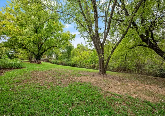 Photo 3 of Single family home for sale at 346 W Brown Rd, Cave Springs, AR 72718 | MLS# 1363288 | Listing updated on 2026-10-21
