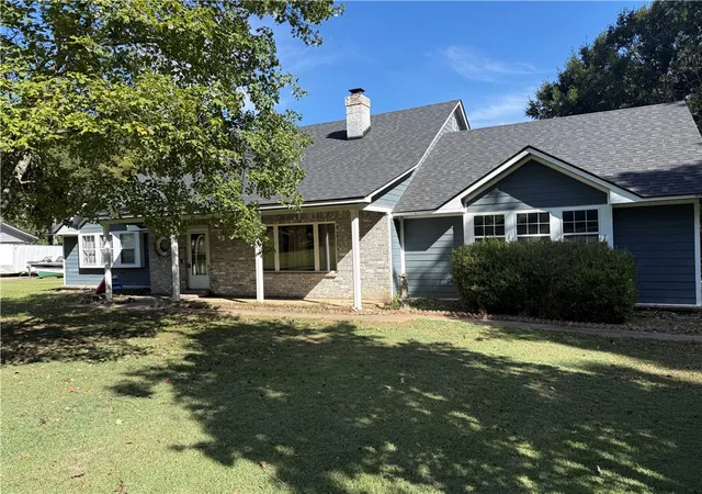 Photo 1 of Single family home for sale at 10525 Marina Rd, Dardanelle, AR 72834 | MLS# 1365322 | Listing updated on 2026-10-16