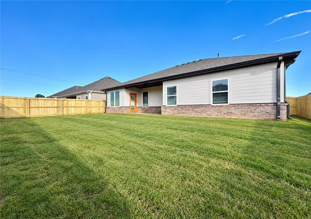 Photo 2 of Single family home for sale at 6005 Sw Messenger Ave, Bentonville, AR 72713 | MLS# 1365445 | Listing updated on 2026-10-17