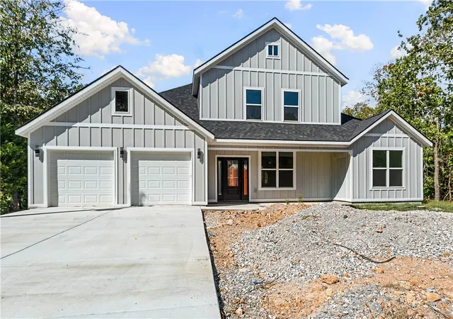 Photo 1 of Single family home for sale at 9 Glasgow Dr, Bella Vista, AR 72715 | MLS# 1365274 | Listing updated on 2026-10-17