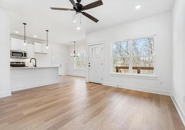 Photo 4 of Single family home for sale at 11 Berwick Ln, Bella Vista, AR 72714 | MLS# 1365456 | Listing updated on 2026-10-29