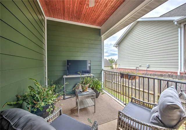 Photo 1 of Single family home for sale at 5808 W Willow St, Rogers, AR 72758 | MLS# 1365489 | Listing updated on 2026-10-19