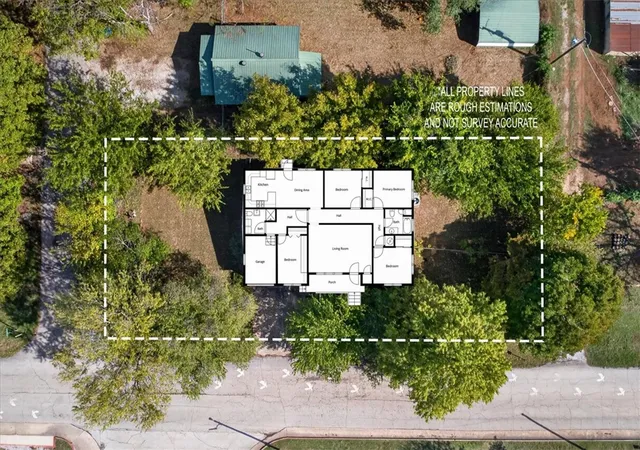 Photo 3 of Single family home for sale at 310 Polk St, Huntsville, AR 72740 | MLS# 1365499 | Listing updated on 2026-10-20