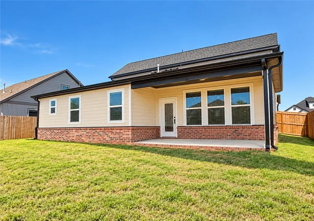 Photo 3 of Single family home for sale at 5909 Sw Desert Ave, Bentonville, AR 72713 | MLS# 1364863 | Listing updated on 2026-10-19