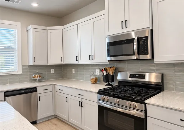 Photo 4 of Single family home for sale at 5909 SW Desert Ave, Bentonville, AR 72713 | MLS# 1364863 | Listing updated on 2026-10-19