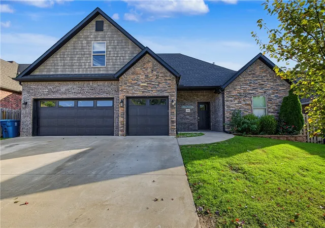Photo 1 of Single family home for sale at 4405 Sw Plumley Ave, Bentonville, AR 72713 | MLS# 1365387 | Listing updated on 2026-10-18