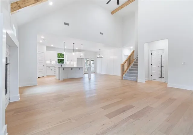 Photo 4 of Single family home for sale at 811 N Mount Olive, Siloam Springs, AR 72761 | MLS# 1365505 | Listing updated on 2026-10-27
