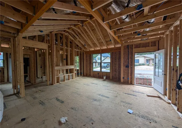 Photo 1 of Single family home for sale at 11 Angus Ln, Bella Vista, AR 72715 | MLS# 1365507 | Listing updated on 2026-10-18
