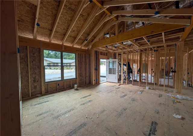 Photo 3 of Single family home for sale at 11 Angus Ln, Bella Vista, AR 72715 | MLS# 1365507 | Listing updated on 2026-10-18