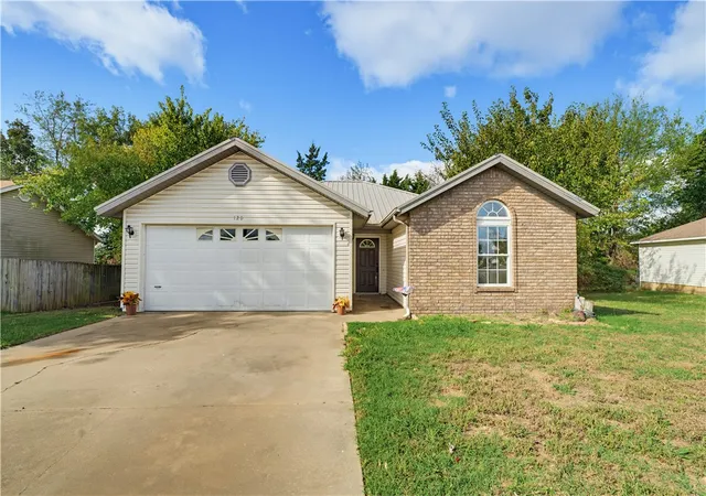 Sale Pending at 120 Samantha Ct, Lowell, AR 72745 | MLS# 1365124 | Listing updated on 2026-10-21