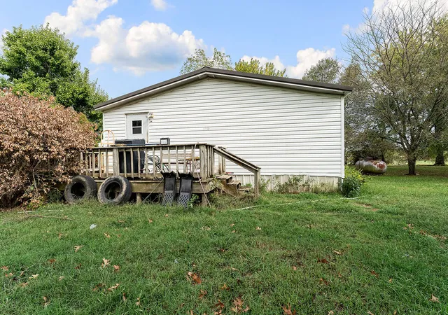 Photo 3 of Manufactured home for sale at 963 NW Peterson Rd, Bentonville, AR 72713 | MLS# 1365414 | Listing updated on 2026-10-18